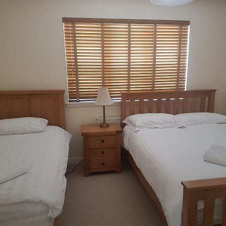 Jane'S Villa Free Parking Inverness Bagian luar foto