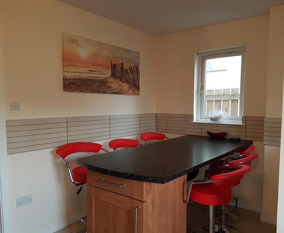 Jane'S Villa Free Parking Inverness Bagian luar foto