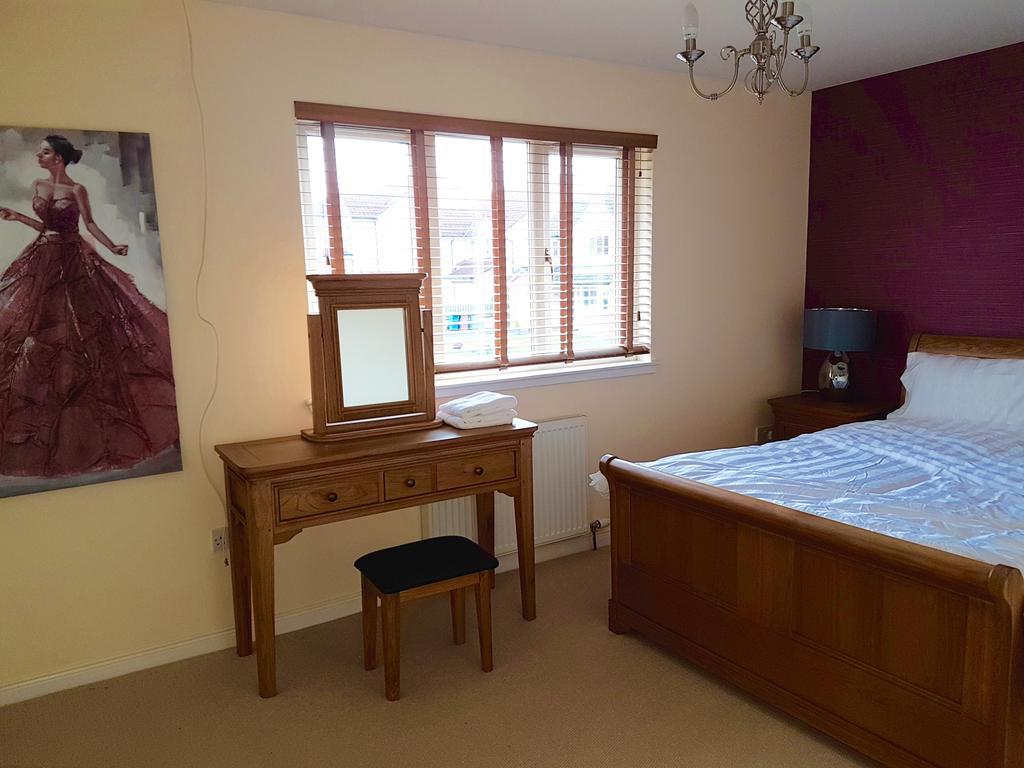 Jane'S Villa Free Parking Inverness Bagian luar foto