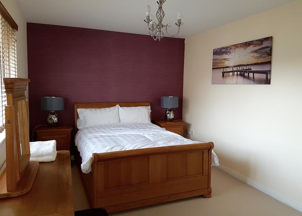 Jane'S Villa Free Parking Inverness Bagian luar foto