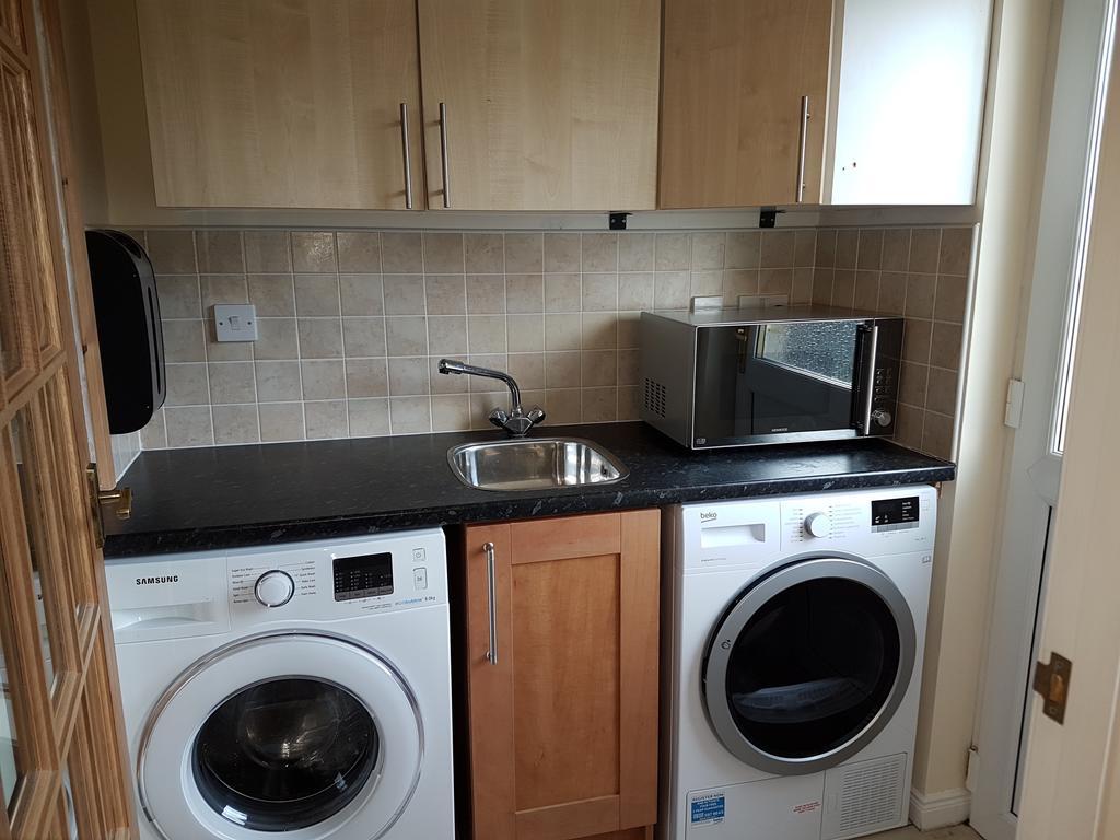Jane'S Villa Free Parking Inverness Bagian luar foto